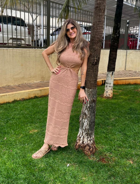 Vestido em Tricô frente única.

Disponível no mar