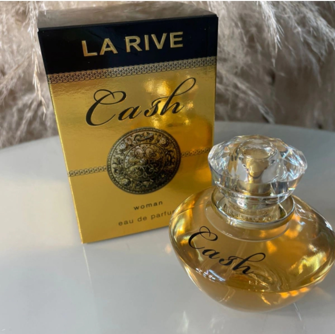  

O perfume La Rive Cash Woman é marcante e inte